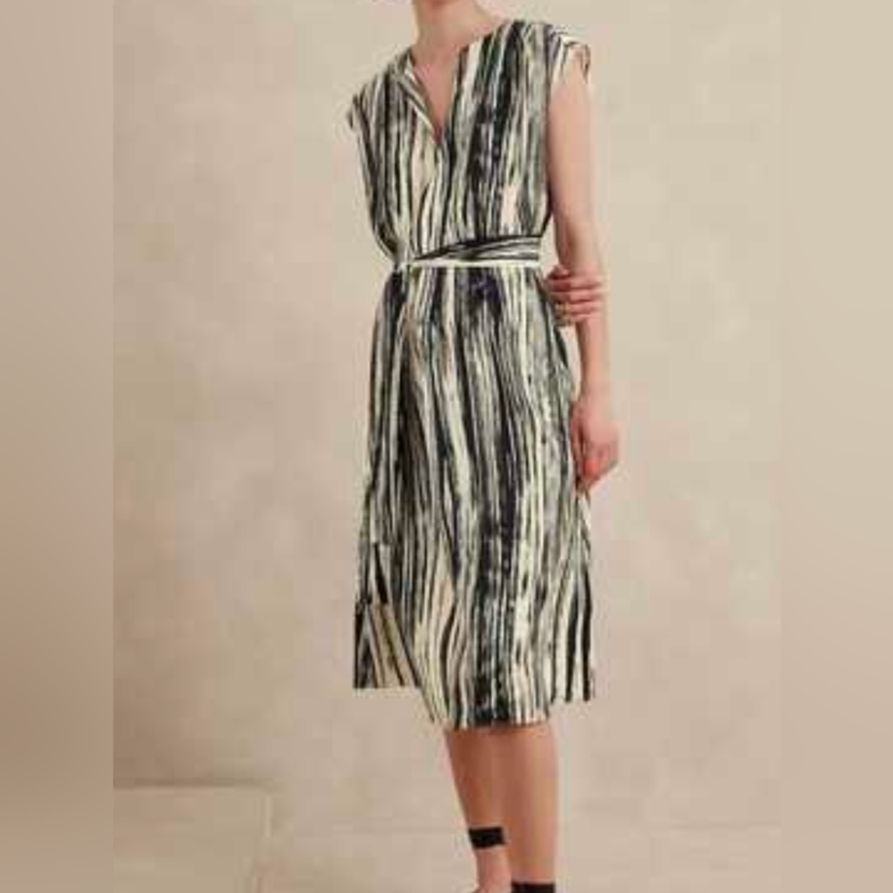 Elegant Striped Dress